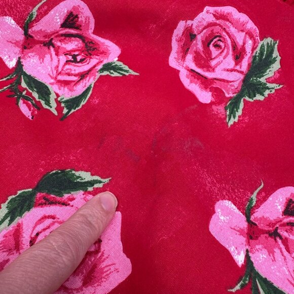 Reversible Floral Striped Table Runner Pink Roses Red Ruffled Flowers 16” by 72” - Picture 6 of 8